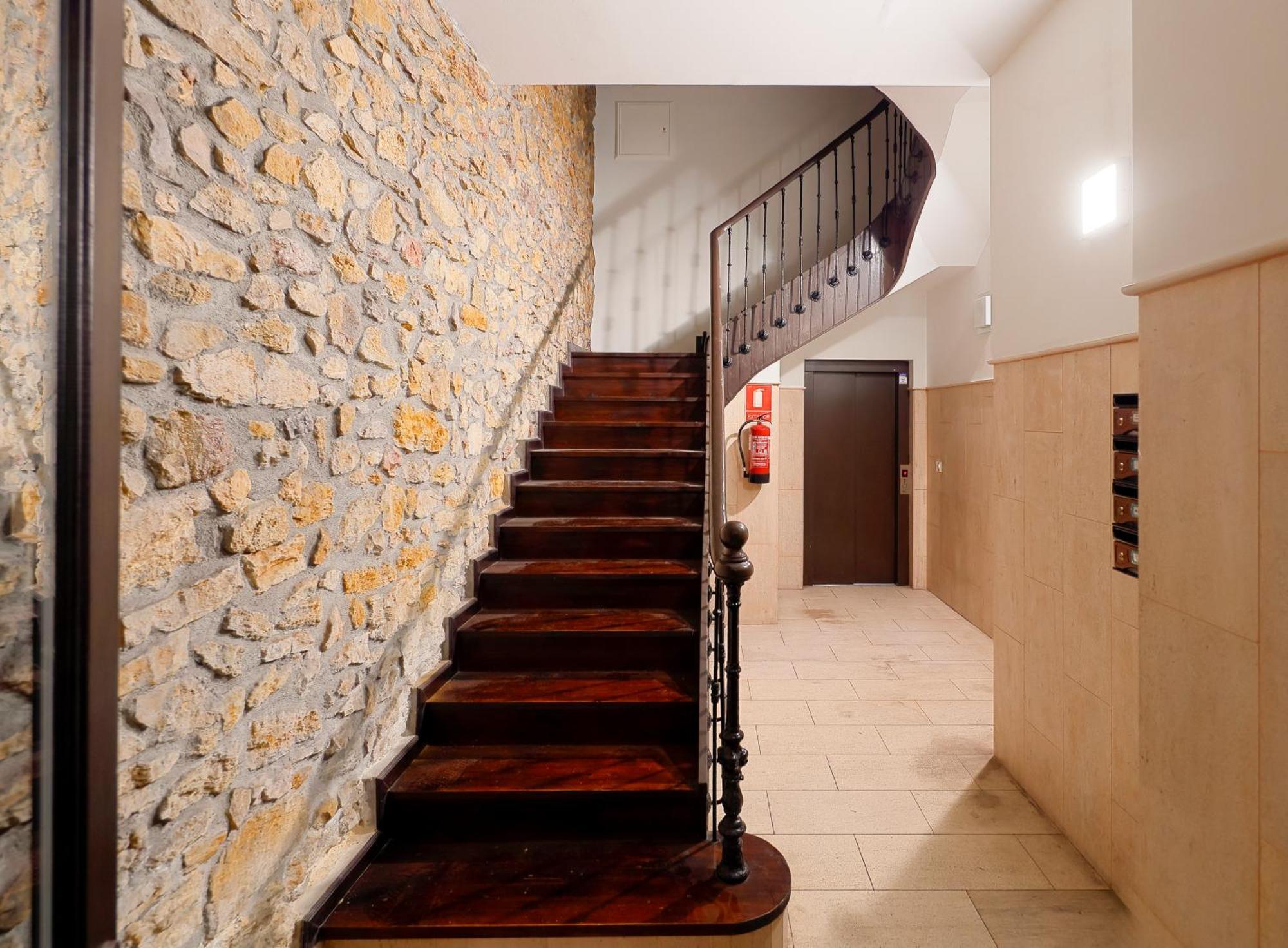 Апартаменты Duplex Casco Historico-Catedral Parking Incluido Овьедо Экстерьер фото